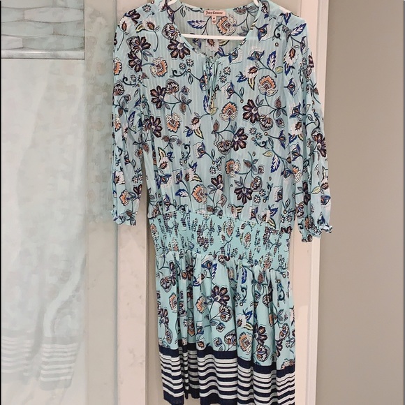 Dresss - Picture 3 of 5